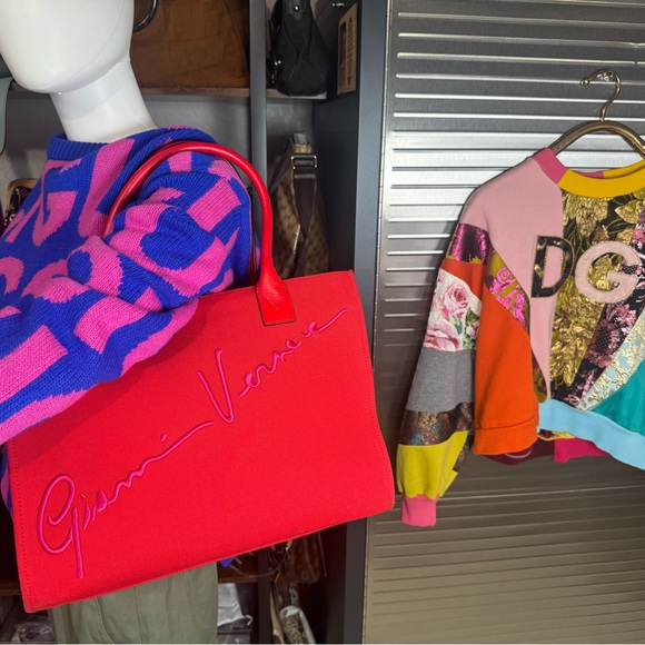 VERSACE Canvas Suppler Calfskin Cabas GV Signature Tote Red - Picture 16 of 16